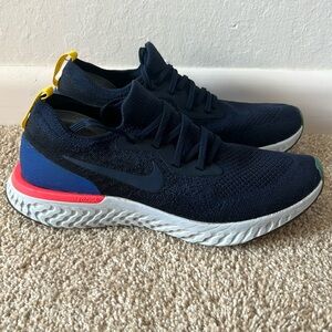 Nike Epic React Flyknit Navy Road Running Shoes Women Size 10